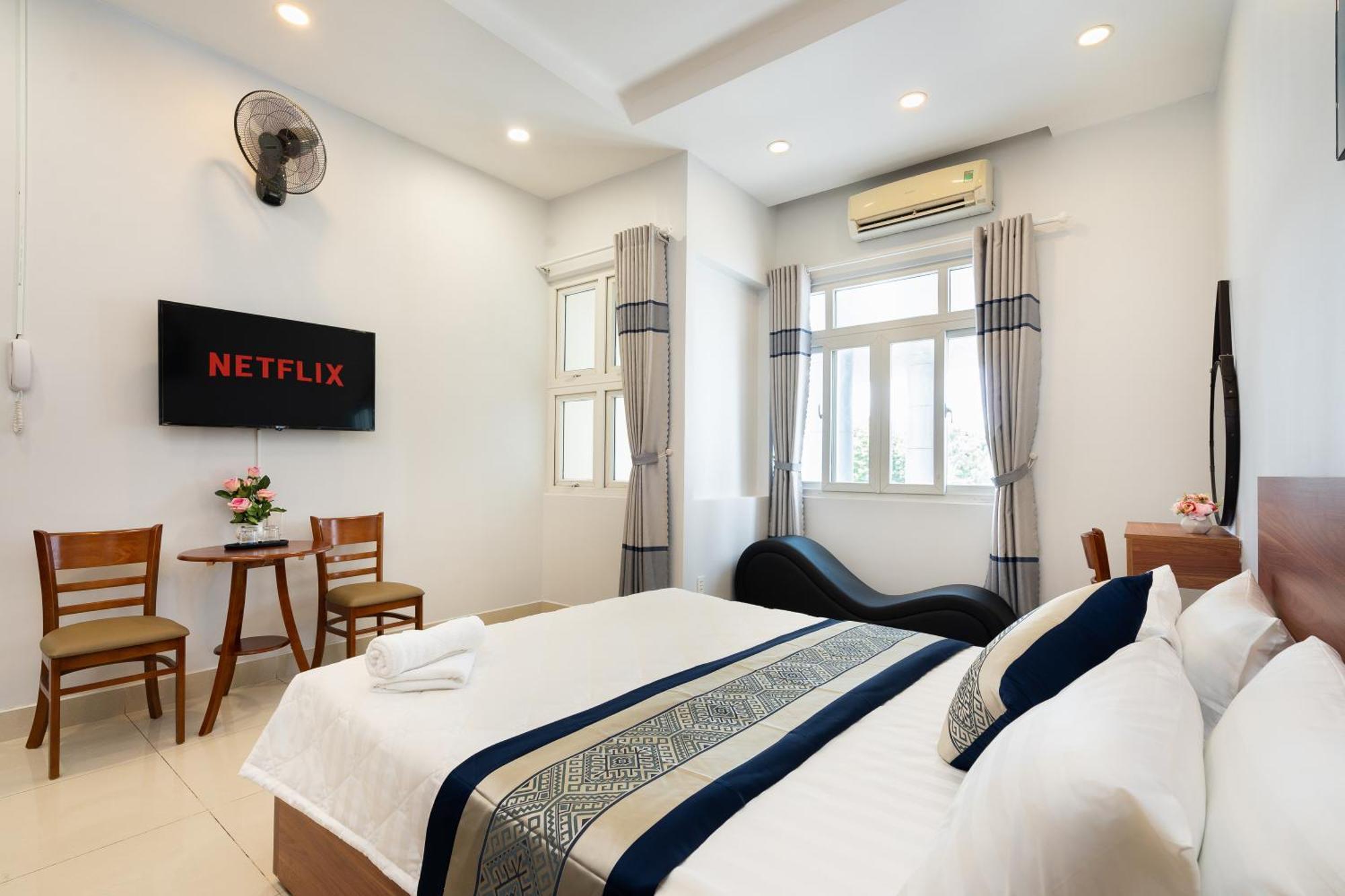 Khách sạn Airport 3*